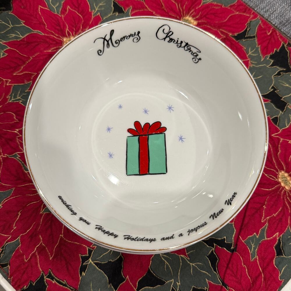Merry Brite Pair of Christmas Porcelain‎ 6.5” Bowls FLAWLESS CONDITION